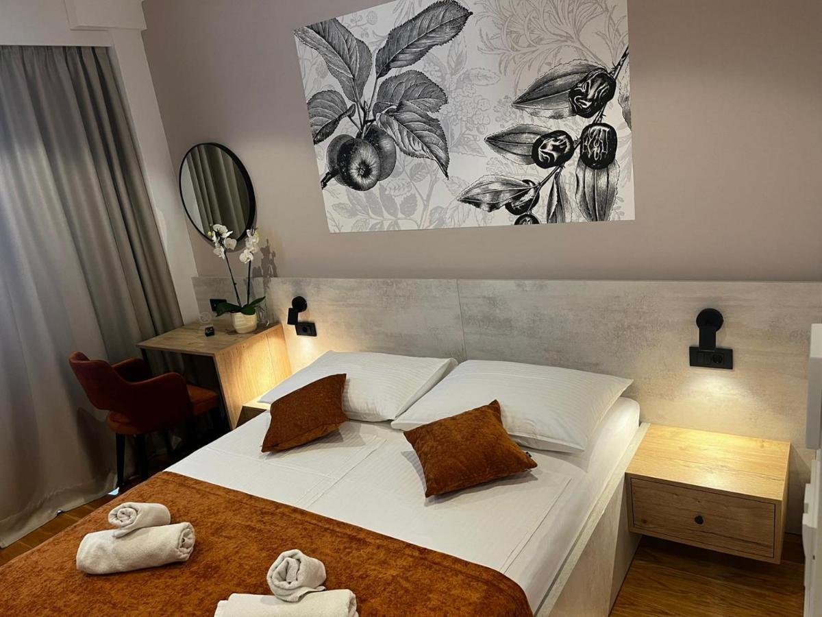 Memori Bed&Breakfast Rab Town Eksteriør bilde
