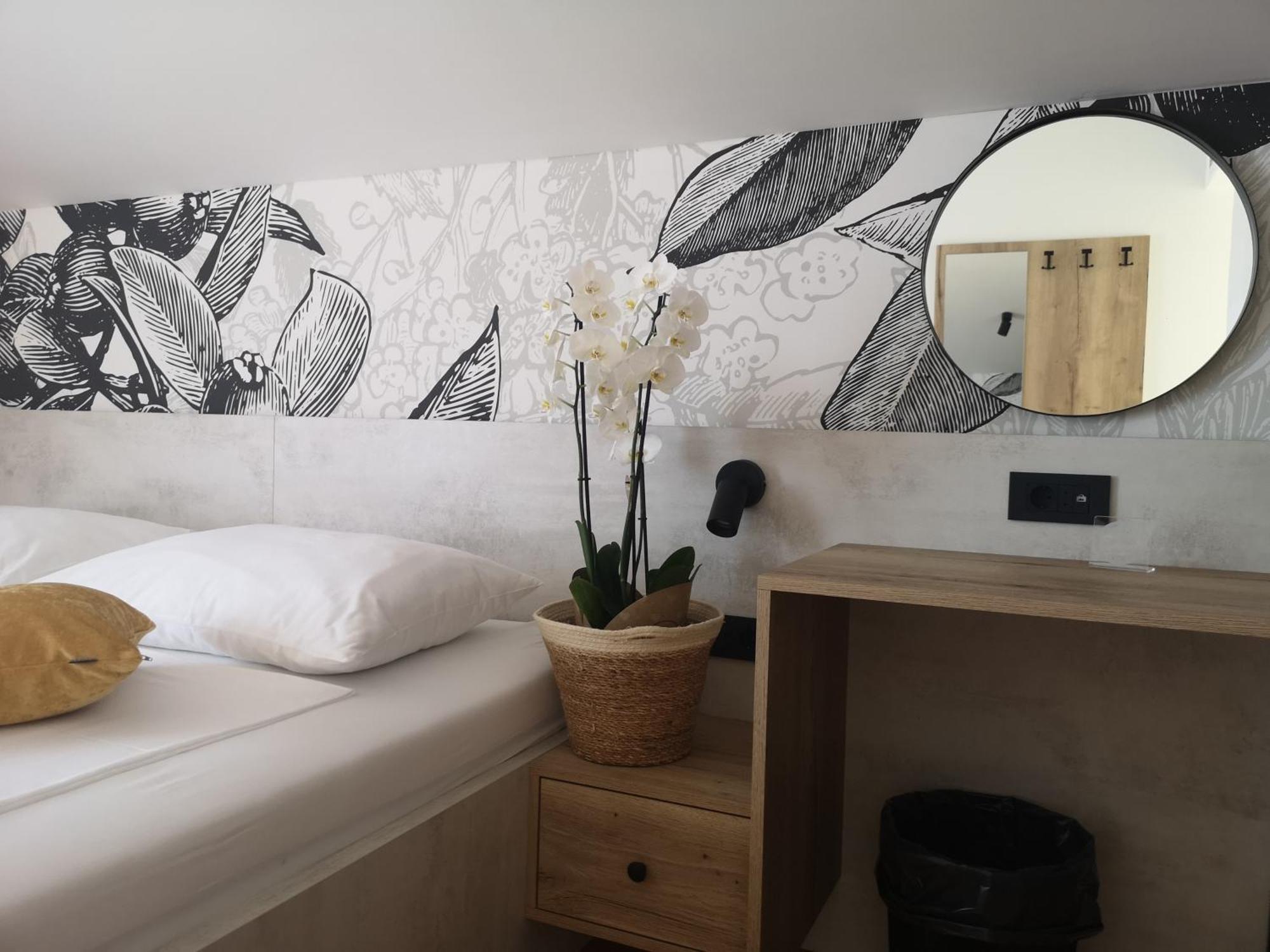 Memori Bed&Breakfast Rab Town Eksteriør bilde